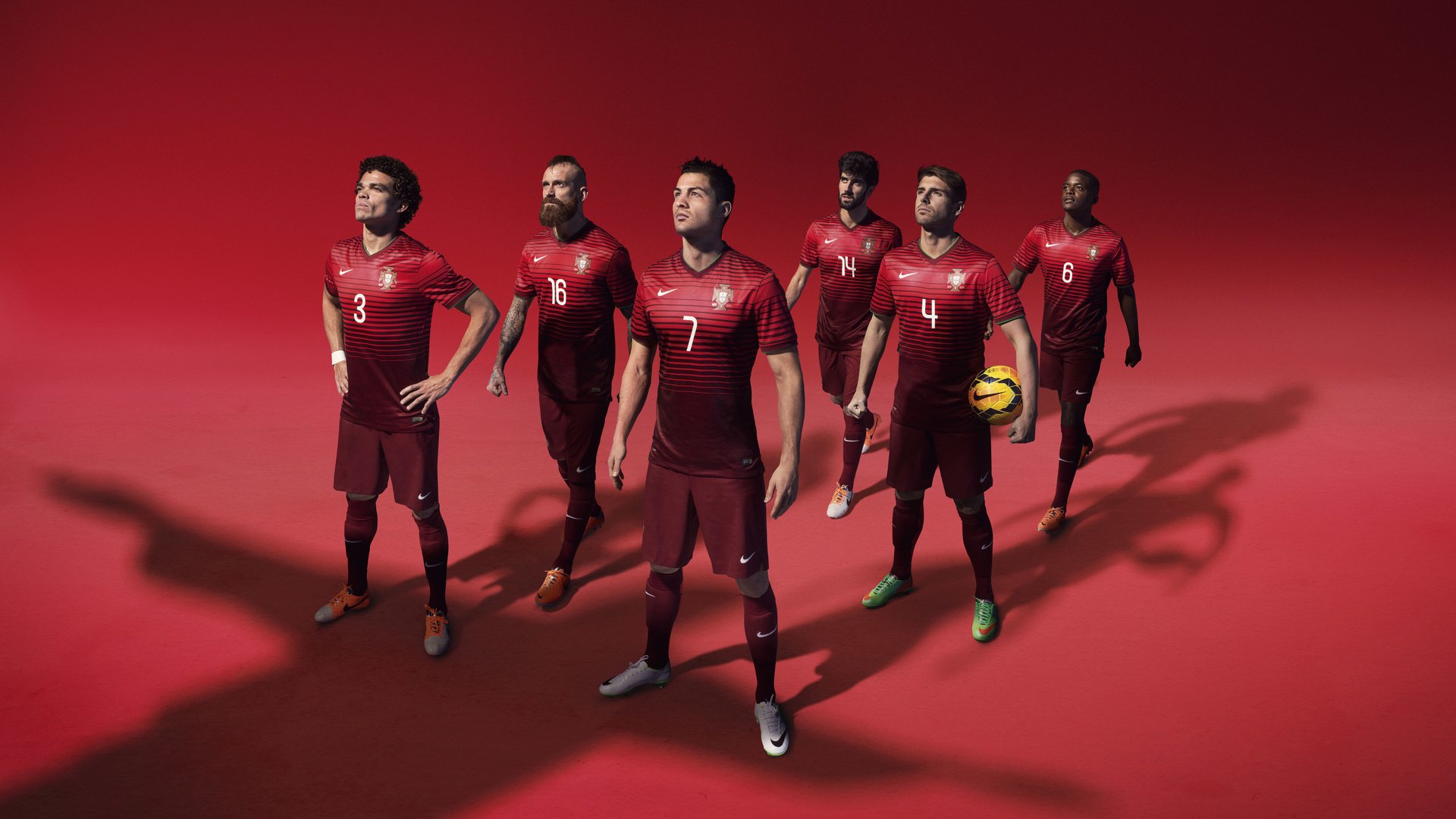 女篮姑娘的坚毅让全国动容，女篮女孩